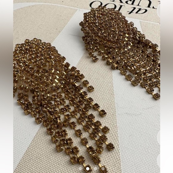 ⭐️EARRINGS - Statement earrings⭐️ - Picture 3 of 4